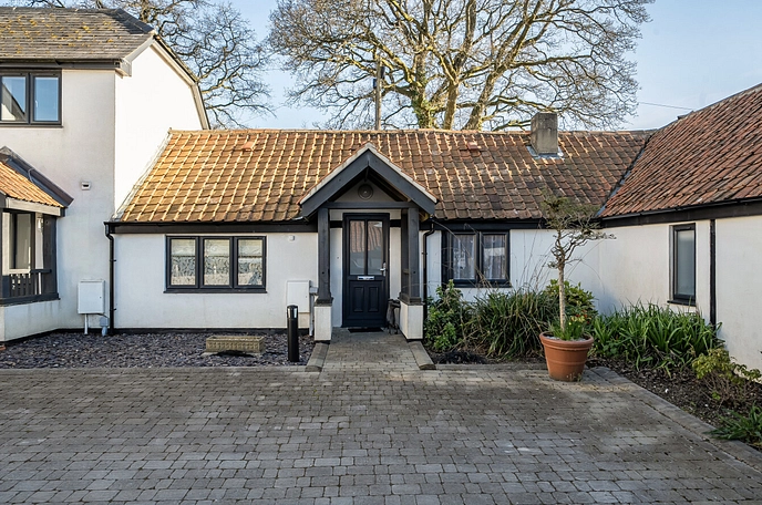 2 bedroom  terraced bungalow for sale