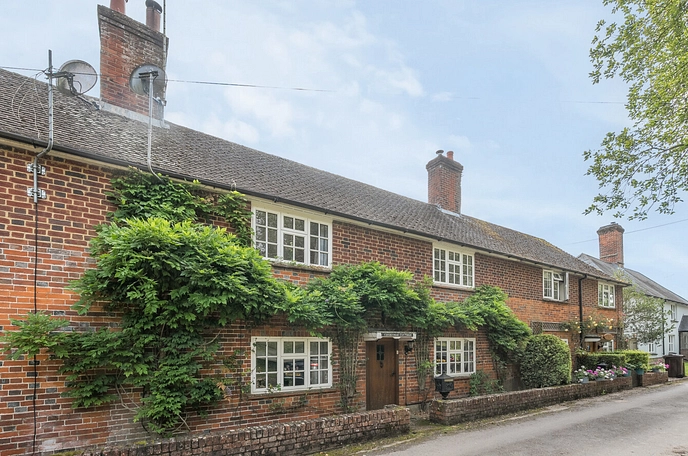 3 bedroom  terraced property for sale