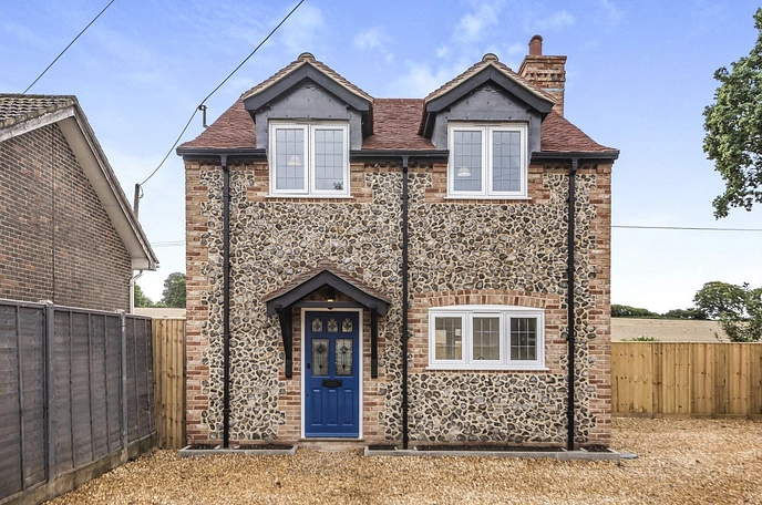 3 bedroom  detached property for sale