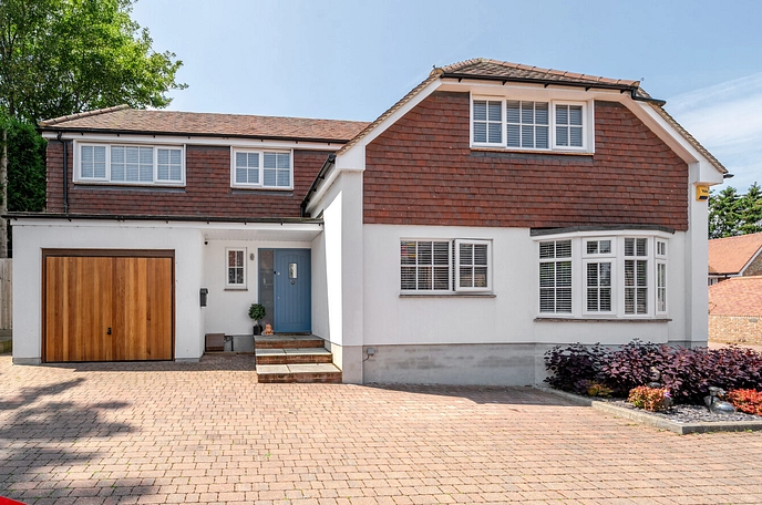 4 bedroom  detached house for sale