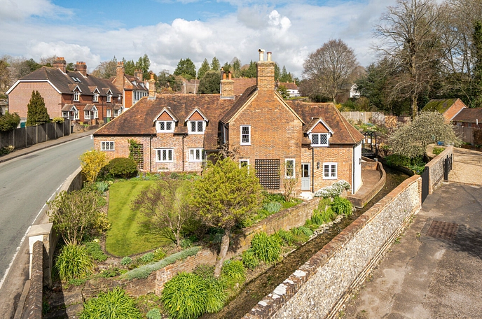 3 bedroom  detached house for sale