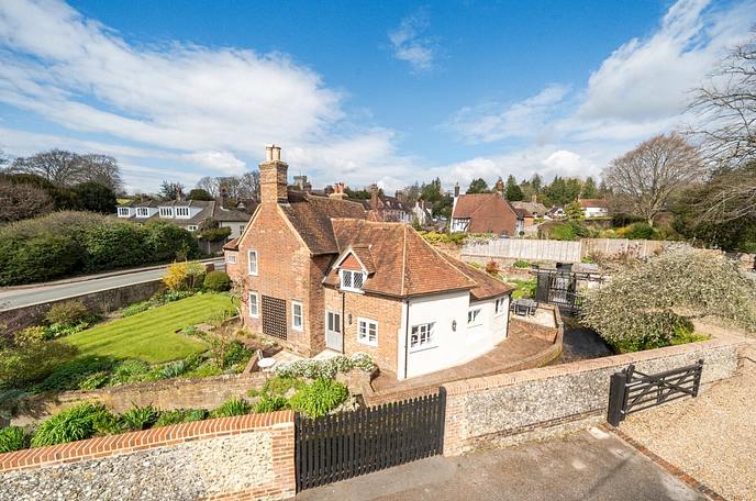 3 bedroom  detached house for sale