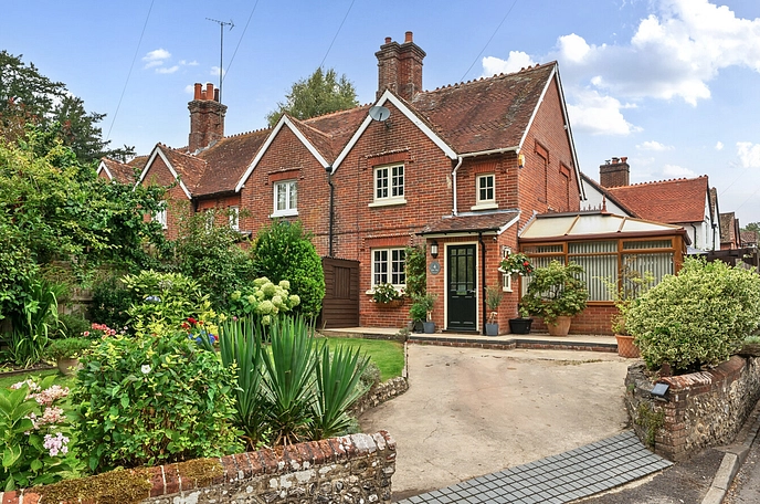 2 bedroom house for sale