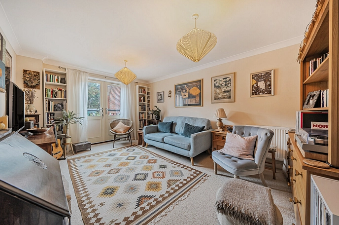 2 bedroom apartment for sale