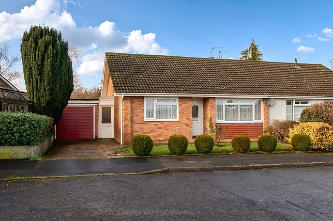 2 bedroom  semi-detached bungalow for sale