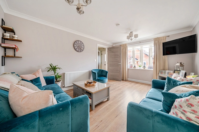 4 bedroom  terraced house for sale