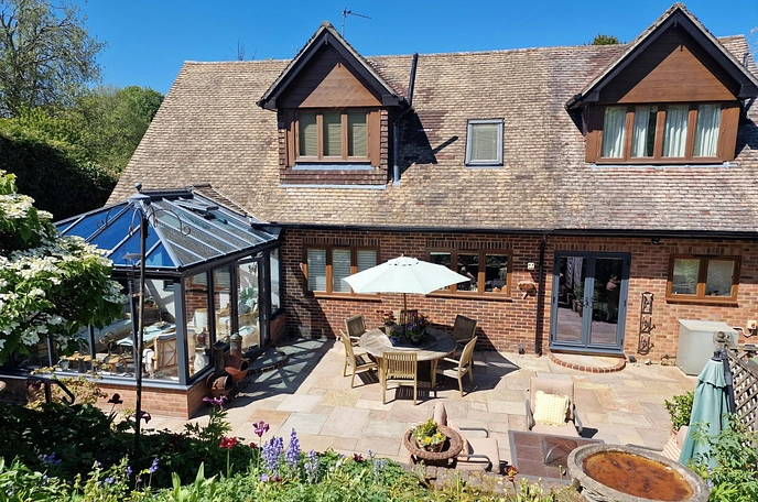 4 bedroom  detached house for sale