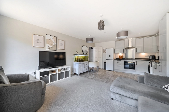 2 bedroom apartment for sale