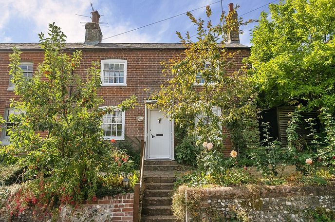 4 bedroom  semi-detached house for sale