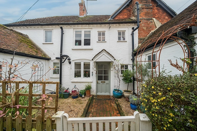 3 bedroom  terraced house for sale
