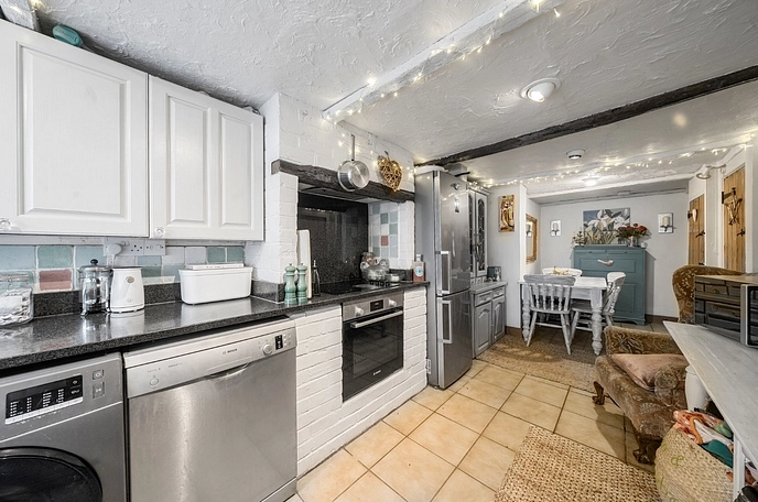 3 bedroom  terraced house for sale