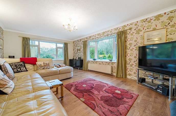 4 bedroom  detached house for sale