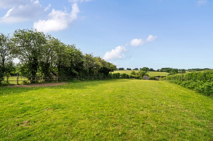 3 bedroom  detached bungalow for sale
