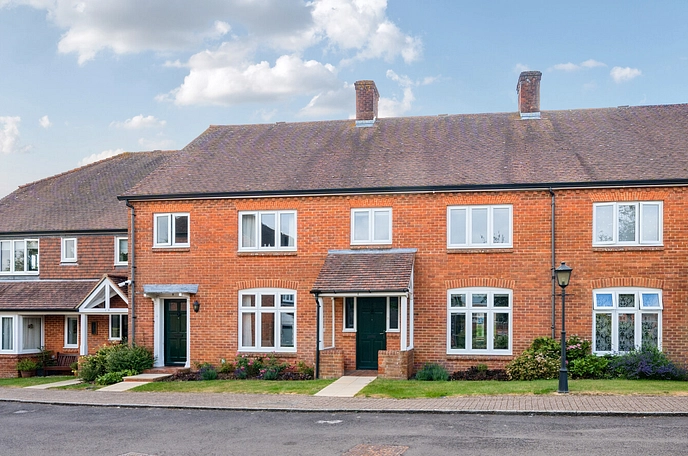 2 bedroom  terraced house for sale