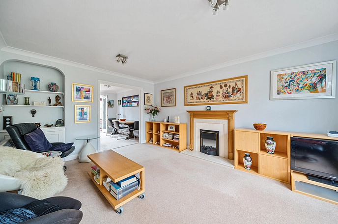 2 bedroom  terraced house for sale