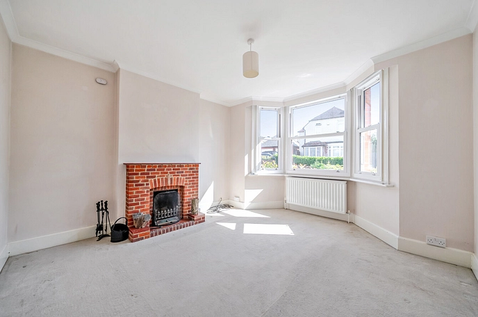 3 bedroom  detached house for sale