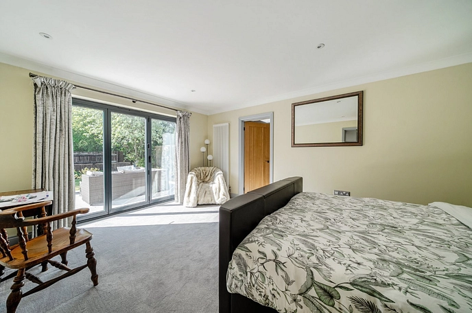 3 bedroom  detached house for sale
