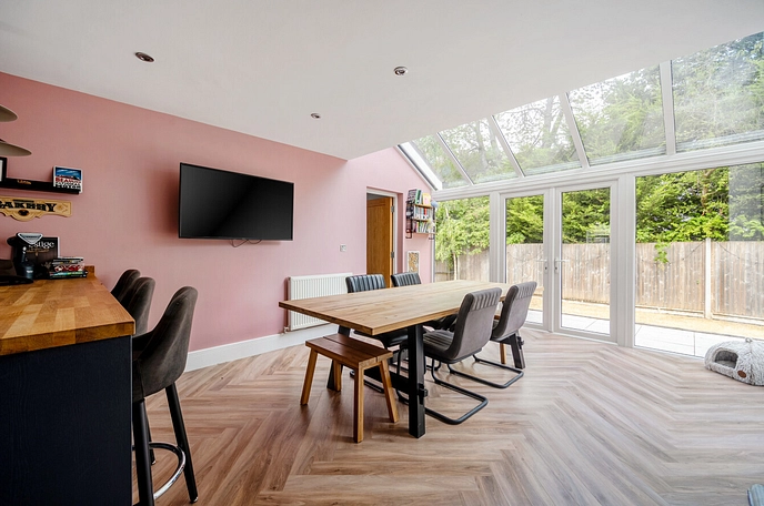 4 bedroom  detached house for sale