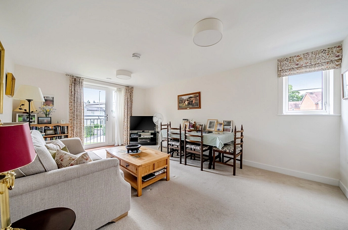 2 bedroom apartment for sale