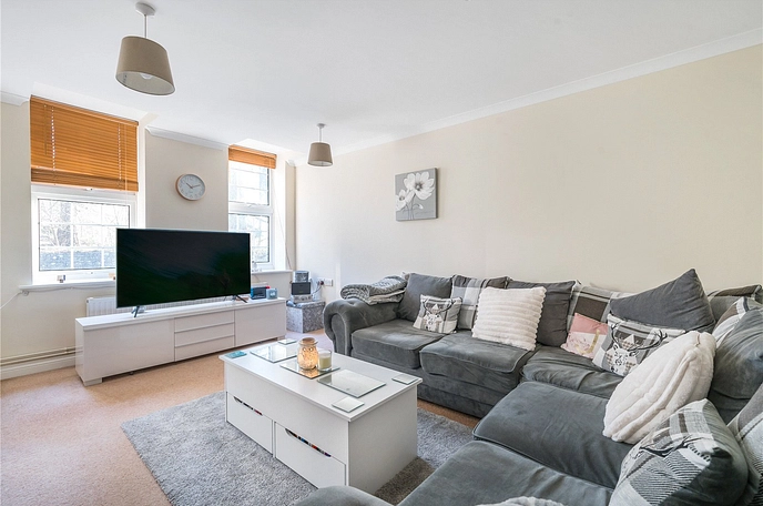 2 bedroom apartment to rent