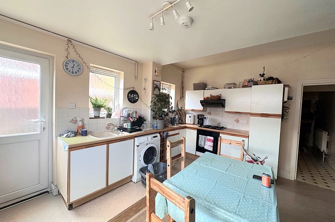 3 bedroom apartment to rent