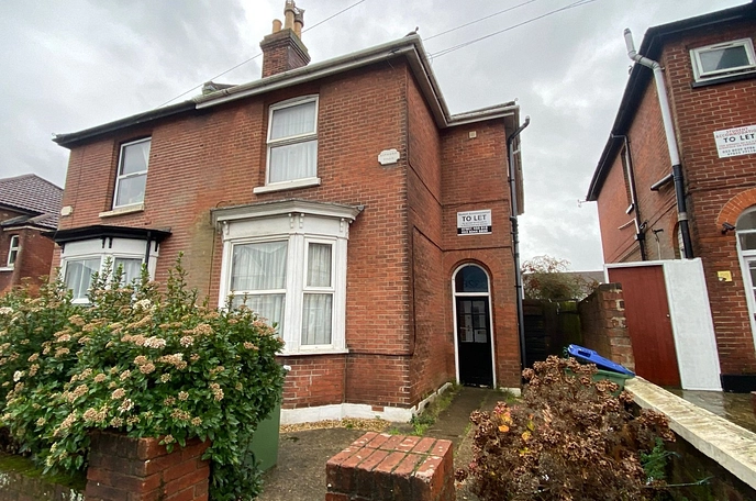 3 bedroom apartment to rent