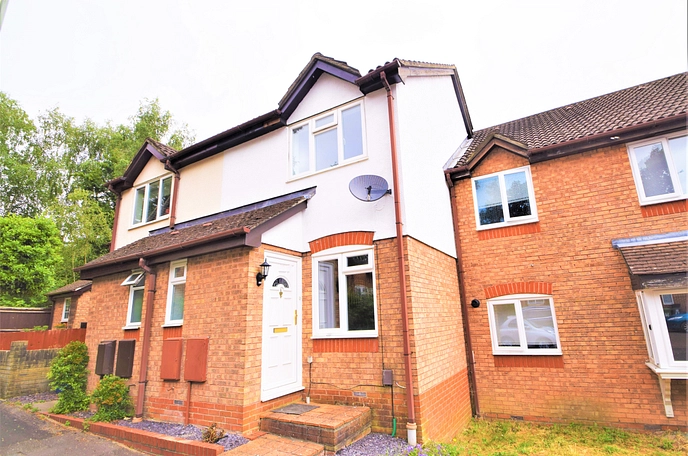 2 bedroom  terraced house to rent