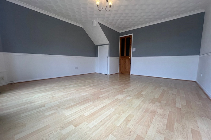 2 bedroom  terraced house to rent