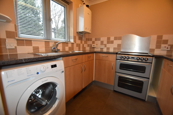 2 bedroom  terraced house to rent