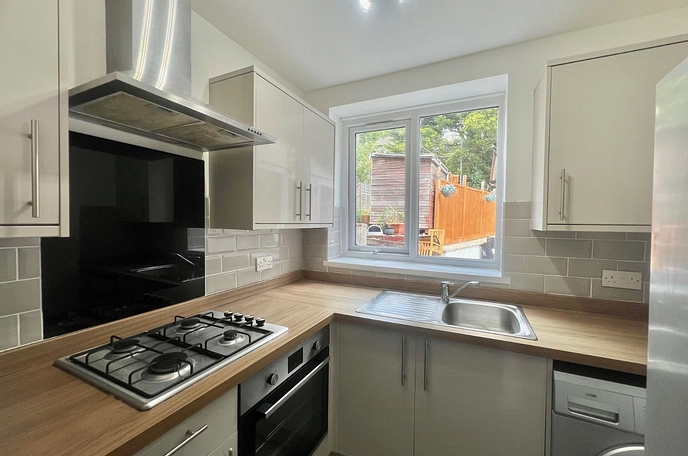 2 bedroom apartment to rent