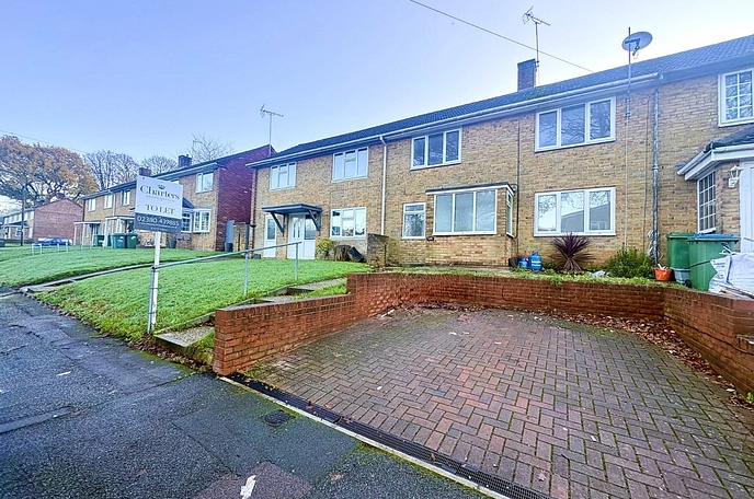 3 bedroom  terraced house to rent