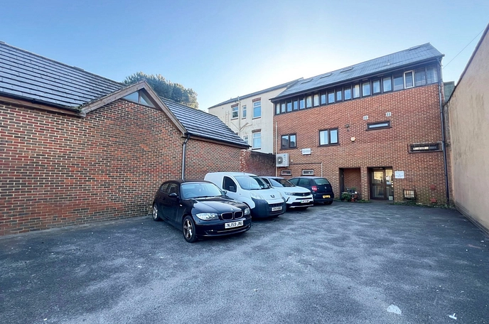 3 bedroom apartment to rent