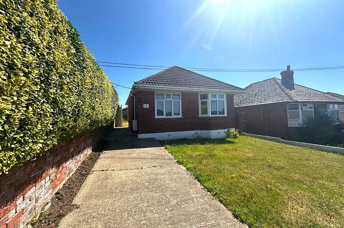 2 bedroom  detached bungalow to rent