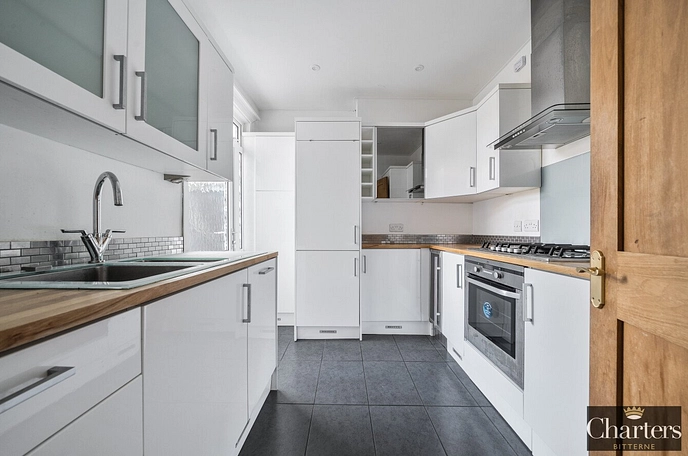 2 bedroom apartment to rent