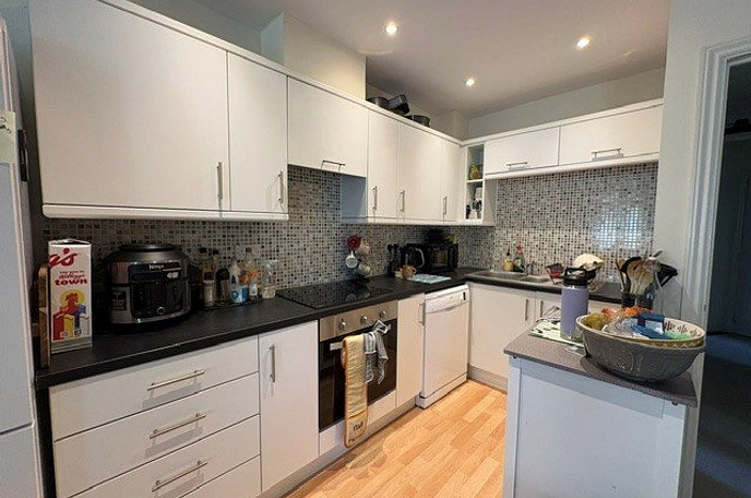 2 bedroom apartment to rent