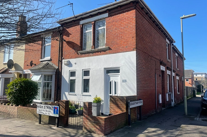 2 bedroom apartment to rent