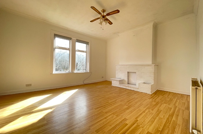 2 bedroom apartment to rent