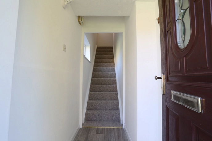 2 bedroom maisonette to rent