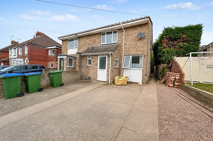 1 bedroom sharedaccommodation to rent