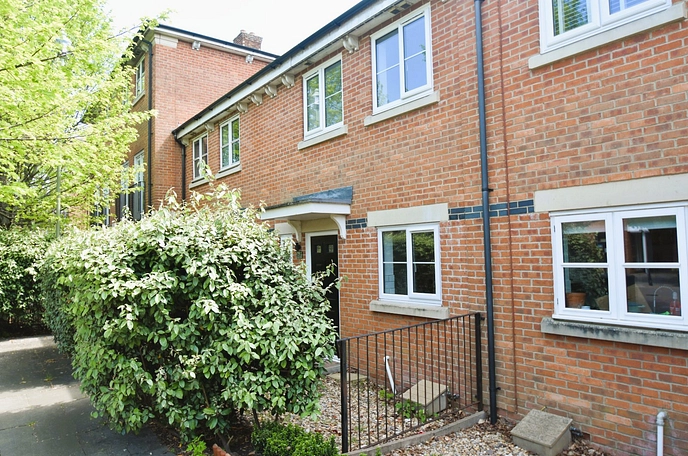 3 bedroom terraced house to rent