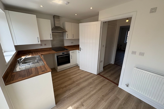 3 bedroom terraced house to rent