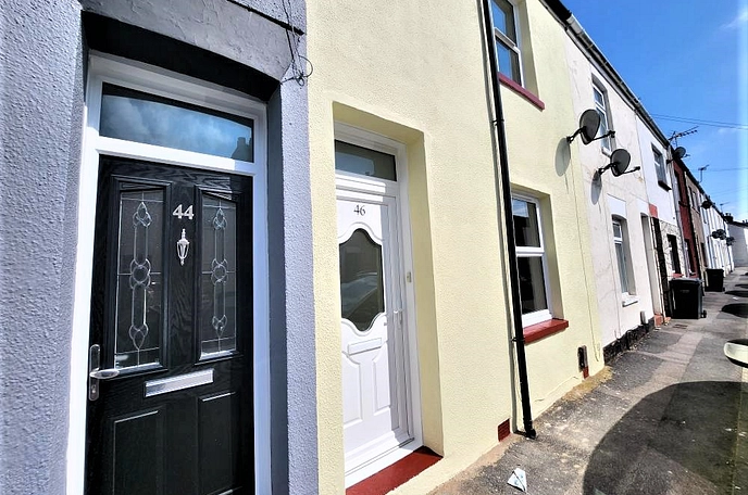 2 bedroom terraced house to rent