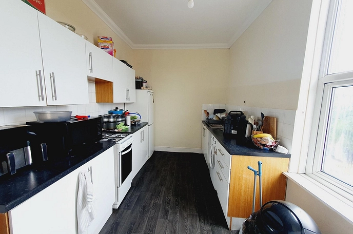 2 bedroom apartment to rent