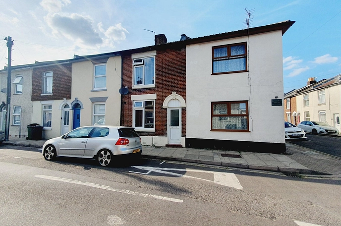 2 bedroom  terraced house to rent