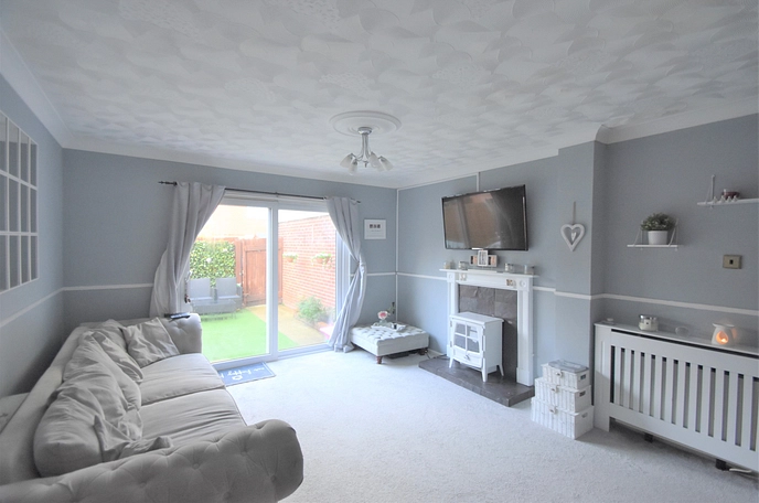 2 bedroom  terraced house to rent