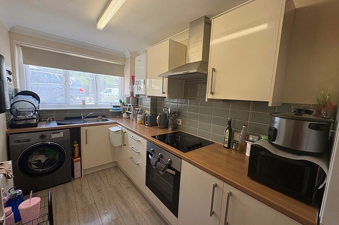 2 bedroom apartment to rent