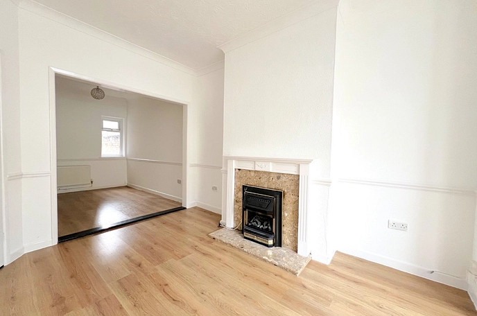 3 bedroom  terraced house to rent
