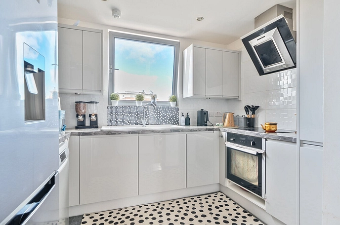 2 bedroom apartment to rent