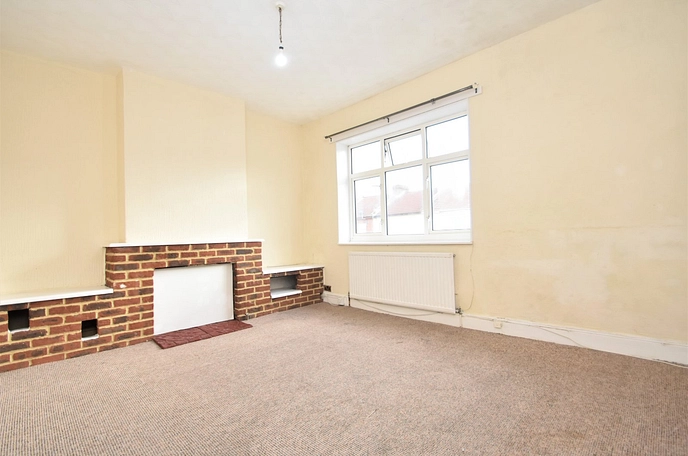 2 bedroom apartment to rent