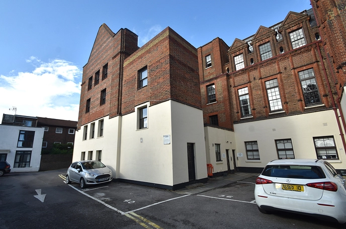 2 bedroom apartment to rent
